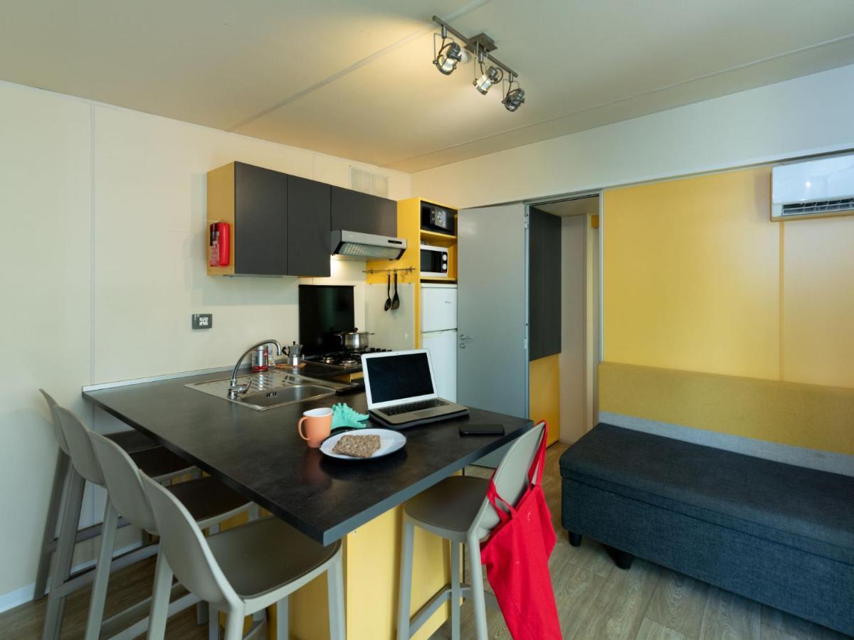 Holiday Home Garda Suite Trendy By Interhome Rivoltella del Garda Exteriér fotografie